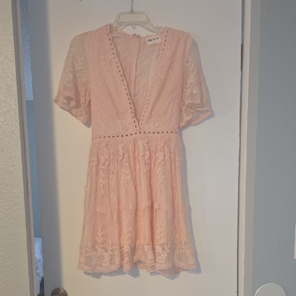 Elegant Pink Lace Dress